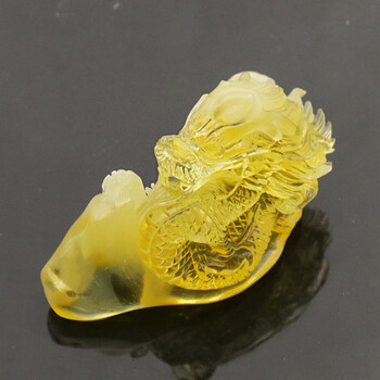 联辉 蜜蜡 盘龙 摆件 17.