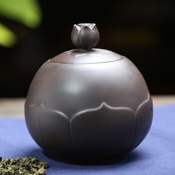 
                    
                                        言艺 紫砂茶叶罐 不走味陶瓷精品普洱茶罐 密封 功夫茶具配件                