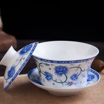 大号青花瓷茶杯