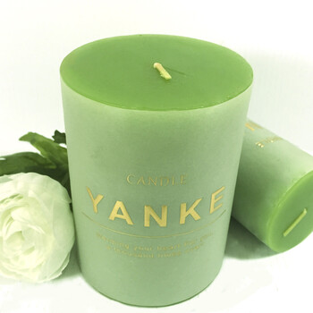 
                                        YANKE CANDLE—抹茶慕斯 经典柱形香氛蜡烛 无烟香薰蜡烛 浪漫礼物 绿色抹茶香味 7.5*10                