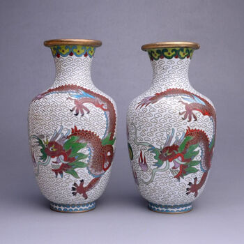 G607◇【文革期】 中国景泰藍 銅胎掏絲琺瑯富貴図瓶 一対 木製