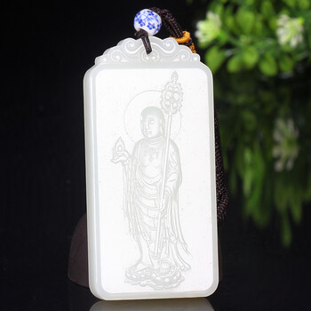 97克  古月宝轩拍卖已结束06海派玉雕大师崔哲豪作品  和田玉白玉