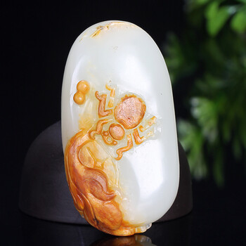 306克 古月宝轩拍卖已结束06海派玉雕大师崔哲豪作品和田玉 瑞兽手