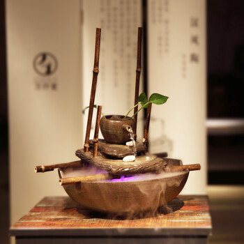 
                                        万仟堂（Edenus） 陶瓷流水喷泉摆件 招财客厅桌面装饰品风水摆件加湿雾化器 高山流水                