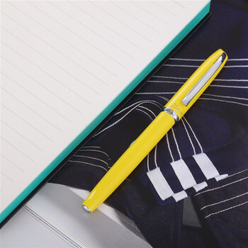 毕加索（pimio）签字笔 宝珠笔 毕业礼物 女 成人学生练字办公书写0.5mm 瓦纳系列936柠檬黄