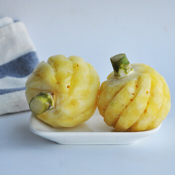 鲜蜂队 泰国小菠萝 去皮迷你小菠萝1500g 新鲜水果 2斤装7-12个