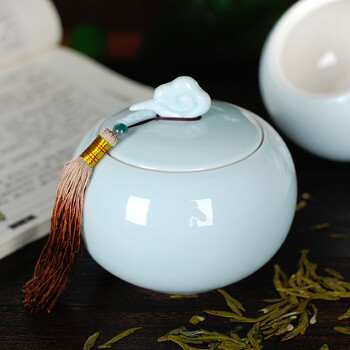 
                                        吉祥家 新中式陶瓷茶叶罐 呈祥 祥云青瓷储物罐 密封茶叶盒 哥窑小陶罐子 功夫茶具 必备礼 茶叶罐呈祥                