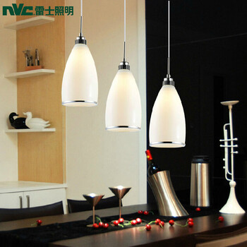 
                                        雷士照明LED吊灯餐厅灯吊线灯三头单头灯具 现代简约创意 配LED3W黄光球泡3只                