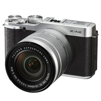 富士（FUJIFILM）X-A2 微单电套机（XC16-50II）经典银 APS-C 自拍翻转屏 WiFi XA2时尚复古