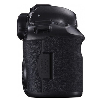 
                                        佳能（Canon）EOS 5DS 单反机身 （约5060万像素 3.2英寸液晶屏 全画幅CMOS图像感应器）                