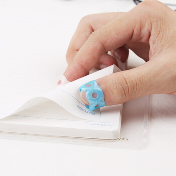 国誉(KOKUYO)进口点钞手指套学生办公财务翻页环形指套 大号15*12.5mm5个(深蓝2+浅蓝2+白色1) MEKU-P22B 国誉(KOKUYO)进口点钞手指套学生办公财务翻页环形指套 大号15*12.5mm5个(深蓝2+浅蓝2+白色1) MEKU-P22B