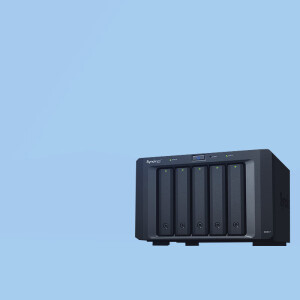 SynologyDS1821+】Synology 群晖DS1821+ 搭配3块希捷(Seagate) 4TB酷狼 