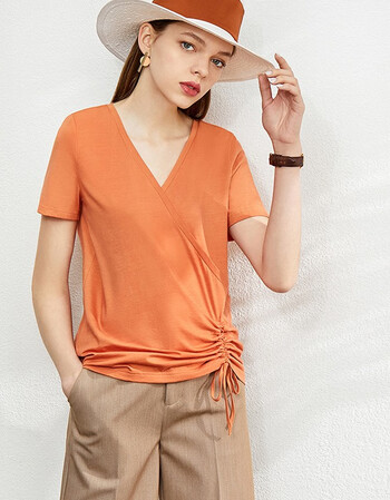 elin极简艺术浮雕蕾丝印花t恤女2020春新款宽松落肩短袖全棉上衣 琥珀