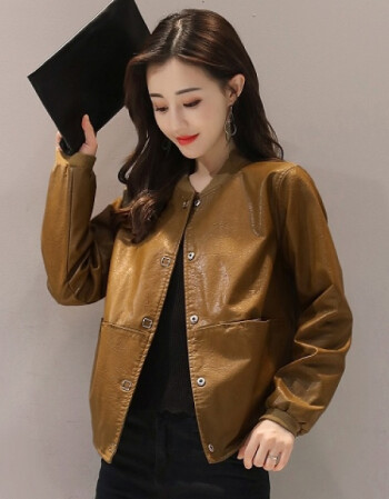 短款皮衣女春秋季2021韩版宽松大码立领pu皮短外套休闲皮夹克女潮棕黄