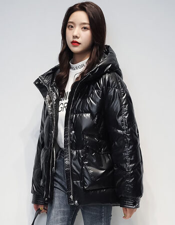 亮面服女2021新款潮流冬装保暖面包服中款加厚冬季外套黑色90白鸭绒四