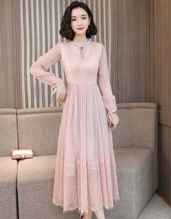 蕾丝网纱长款连衣裙长袖女秋冬2019新款女装春装打底裙很仙的长裙修身