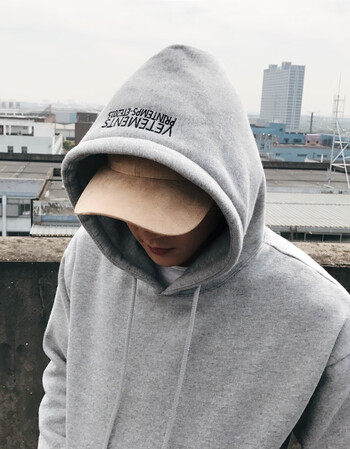 卫衣男连帽套头字母刺绣带帽宽松上衣男潮 浅灰色 m