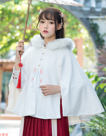 汉古乐府中国风秋冬季薄款汉服斗篷女古风汉元素连帽短款披风毛领 仅