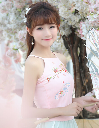 阿坡饵 日常古装刺绣花挂脖式棉麻吊带小背心百搭打底衫cos软萌汉服女