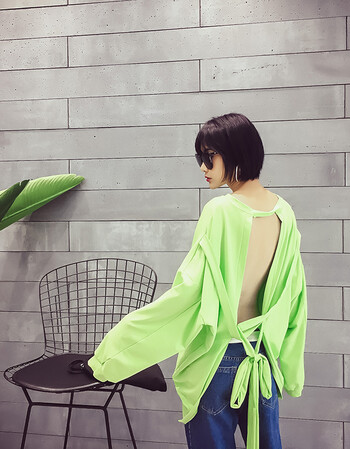 新款潮品潮秋装新款后背绑带性感大露背绑带宽松卫衣女装街头风潮潮流