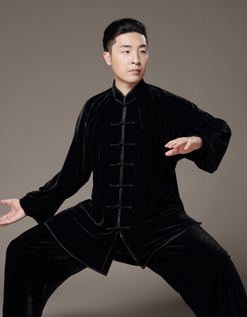 加厚金丝绒太极服男女太极拳表演服装秋冬中老年武术练功服 黑色