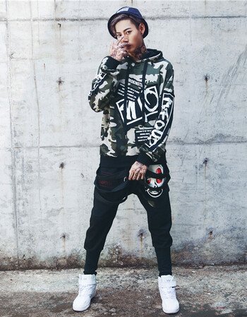 欧美街头嘻哈迷彩印花套头卫衣男女高街bf风宽松长袖撞色帽衫上衣