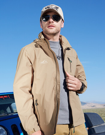 春秋男士新款夹克男青年薄款休闲户外运动工装冲锋外套男 卡其色 m