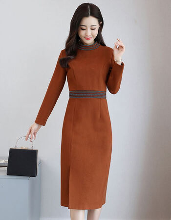 2018女装冬季新品中长款连衣裙韩版春装新款收腰长袖秋冬打底裙sn5390