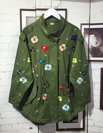 春秋新款女潮韩版时尚宽松大码系带收腰绣花长袖牛仔外套女潮 军绿色