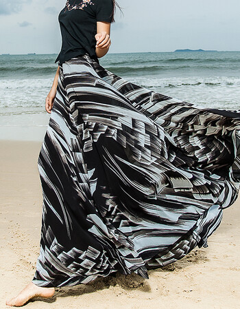 2018显瘦气质半身长裙超长拖地大摆裙太阳裙大码女长裙黑白条纹裙