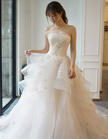 新娘结婚宫廷公主梦幻长拖尾轻森系抖音同款 抹胸齐地婚纱(绑带款)