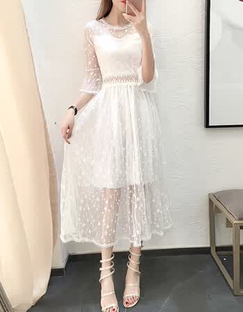 白色小清新网纱连衣裙女夏季2018新款潮中长款蕾丝心机裙子设计感