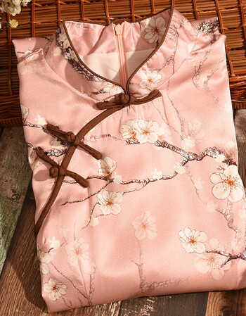 珠光粉少女梅花印花真丝缎修身显瘦改良旗袍连衣裙女夏季2018新款gh