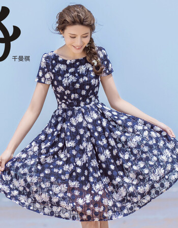 千曼祺2016年新款夏装女装 蓝底白花网纱连衣裙大摆过膝中长款连衣裙