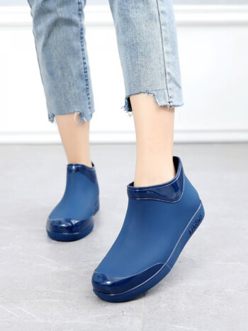 季回力休短筒女时尚雨鞋女成人新款韩版水鞋洗车厨房防滑防水工作水靴