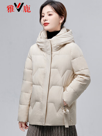 雅鹿羽绒服女2022年冬季时尚加厚保暖洋气小个子连帽短款百搭小香风