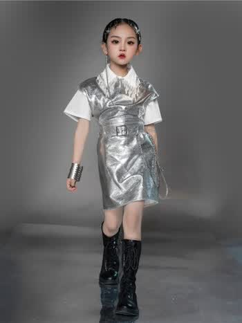 女童银色套装潮服甜酷轻奢摇滚未来科技感主题走秀机能风模卡服装儿童