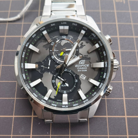 【二手95新】卡西歐(casio)edifice 經典商務休閒男表石英錶 efr-303d