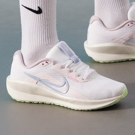 耐克（NIKE）官方正牌女鞋2025夏季新款运动鞋减震透气轻...