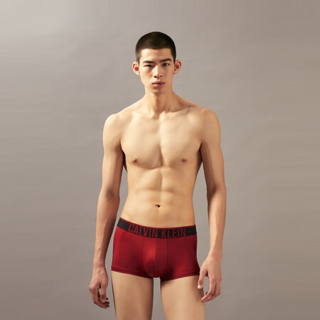 Calvin Klein内衣男士醒目提花顺滑低腰防夹臀平角内...