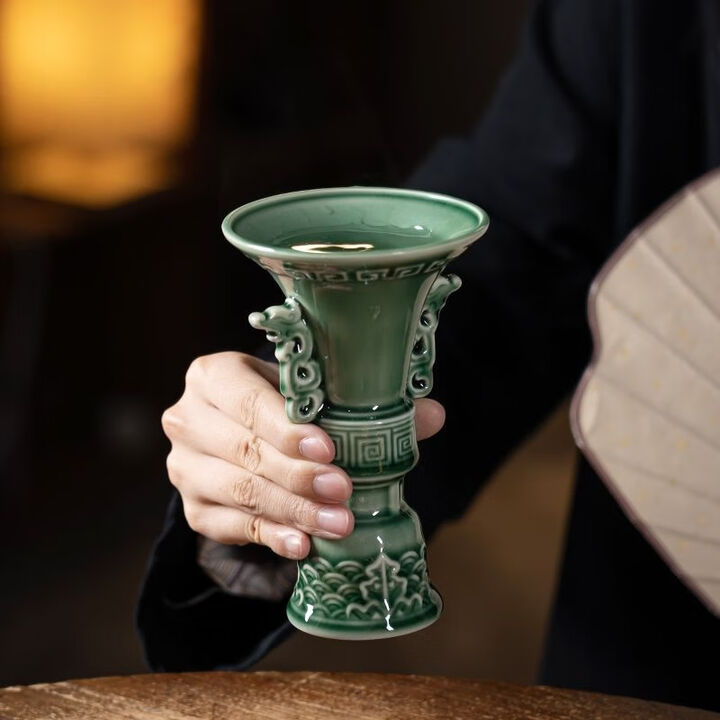 君庄新款古代帝王杯创意酒杯仿古爵杯家用喝酒白酒杯复古陶瓷觚杯酒樽 古风白酒杯(绿色) 100ml 1只【图片 价格 品牌 报价】-京东