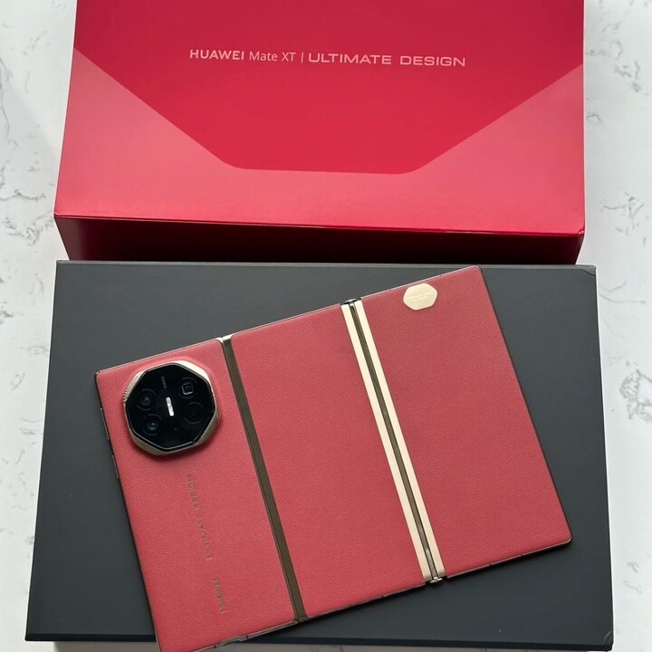 华为Mate XT 非凡大师三折叠大折叠屏双卡双待鸿蒙原装正品手机 瑞红 16GB+1TB 官方标配+【原封未激活】+全国联保