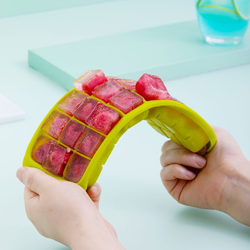 茶花（CHAHUA） 茶花塑料冰块盒制冰盒模型家用小做冰格的制作辅食冰箱冻冰块 亚格易取冰块盒