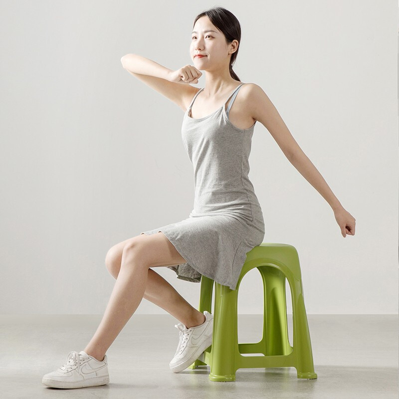 茶花塑料凳子高脚凳加厚家用客厅简约防滑餐桌凳折叠便携板凳4个 绿色（爱乐高凳39*39*46cm） 【4只装】