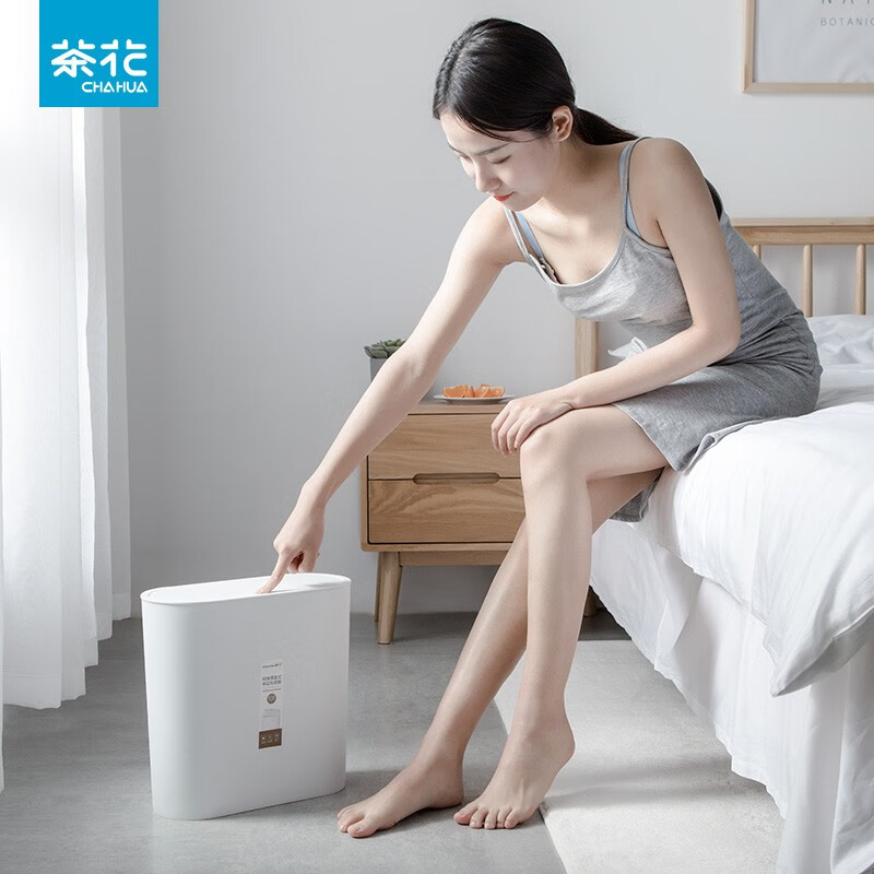 茶花柯琳按压弹盖式垃圾桶大号带盖家用厨房办公室纸篓204003 【10.8L大号窄边垃圾桶】咖色