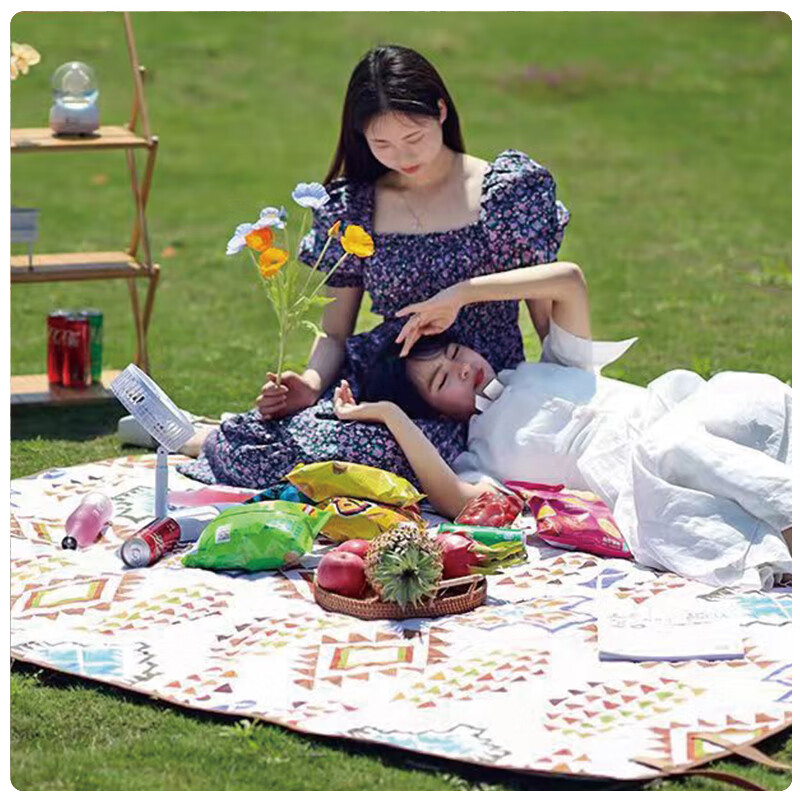 艾逸瑶选罗马印象野餐多功能垫2*2米HW-22014