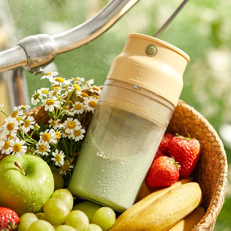 小熊（Bear）便携式榨汁机家用水果小型充电迷你榨汁杯LLJ-Q04B5