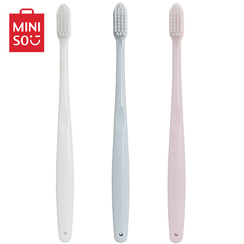 名创优品（MINISO）极简护龈瓷感成人牙刷小巧刷头日系软毛呵护牙龈（三支装含刷头套）