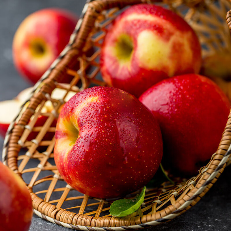 新西兰进口皇后红玫瑰苹果 特级钻石大果4粒装 单果重约180-230g 生鲜水果 国庆水果