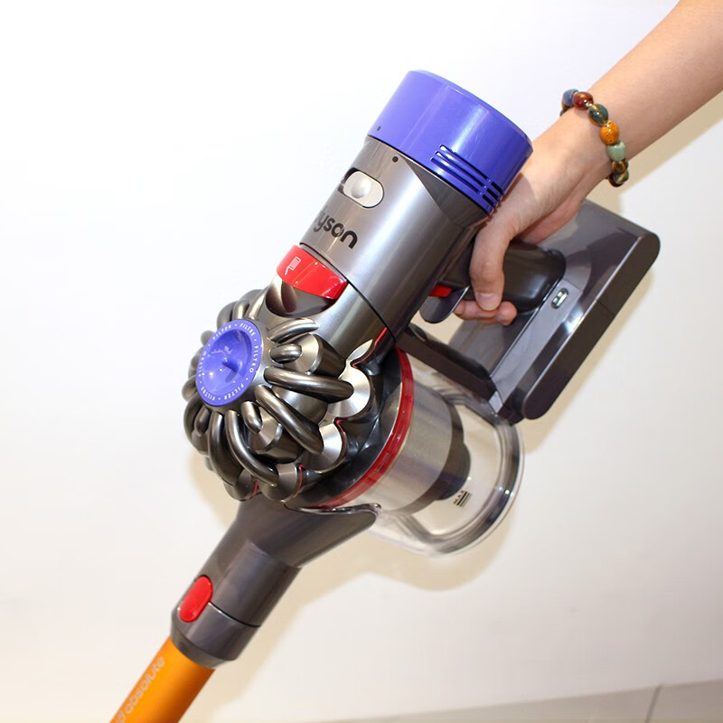 Dyson 戴森 V8 Fluffy Origin无绳手持吸尘器 顶配版宠物强力大功率家用无线吸尘器 V8 Absolute 5+1吸头 金色 戴森